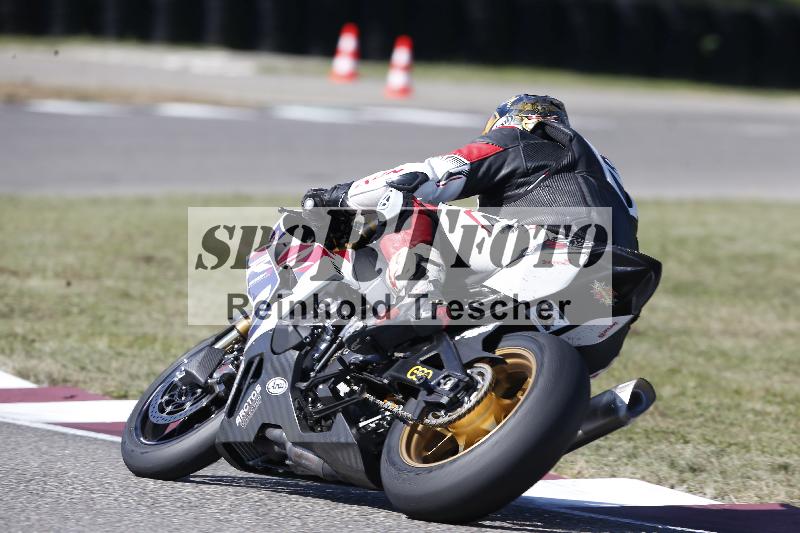 Archiv-2025/49 26.08.2025 Cornu Master School ADR/rot-rouge/32